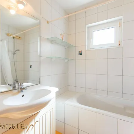 L'orient - Parking Apartment